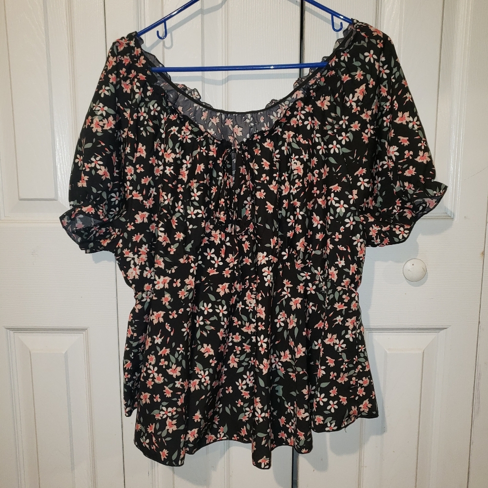 Shein flower top